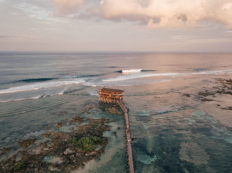 Cloud 9 – Siargao