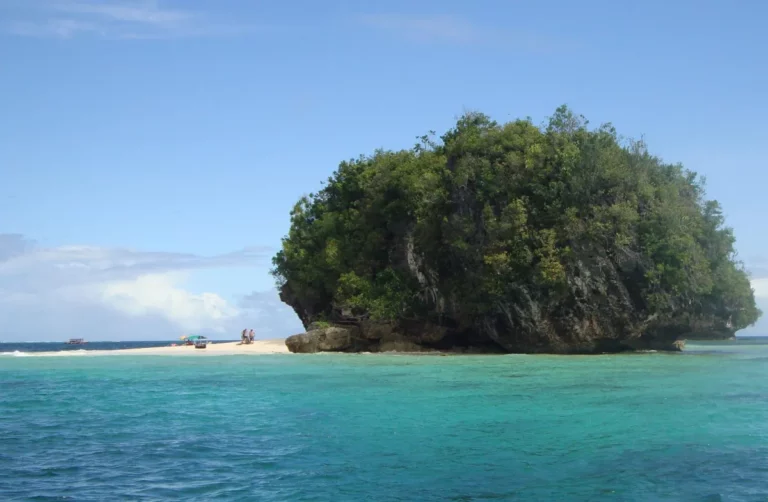 Boslon Island – Davao Oriental