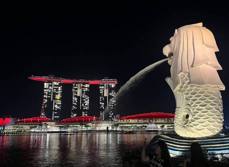 Merlion Park, Singapore: The Iconic Must-See Stop