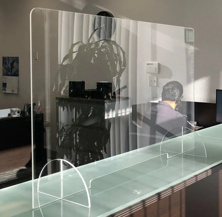 Acrylic Barrier – Tagum City