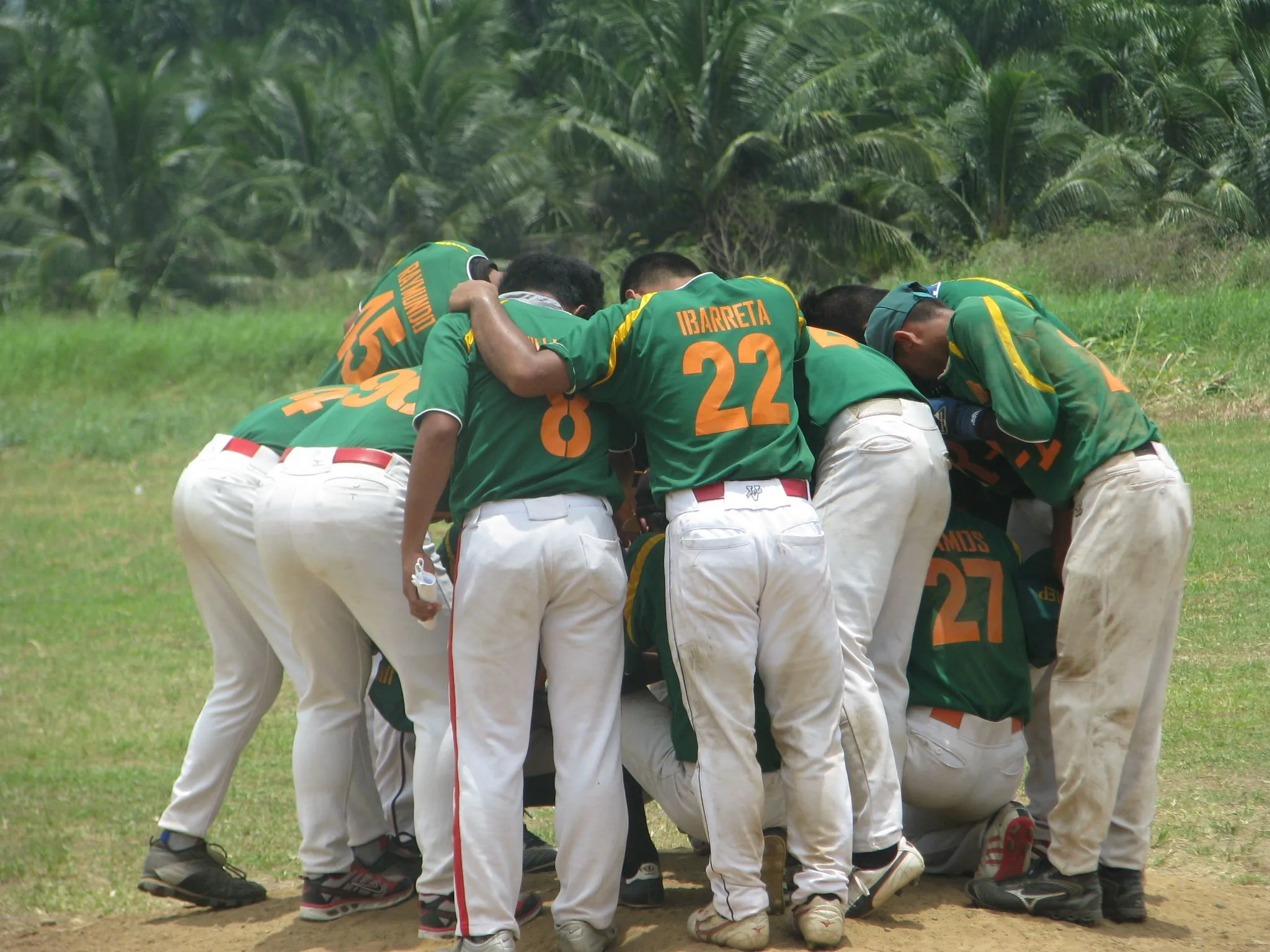 Full baseball team uniform set