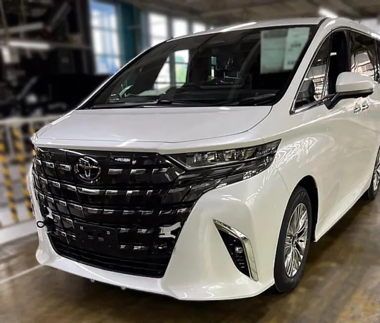 Toyota Alphard – Tagum City