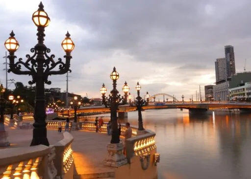 Pasig River Esplanade