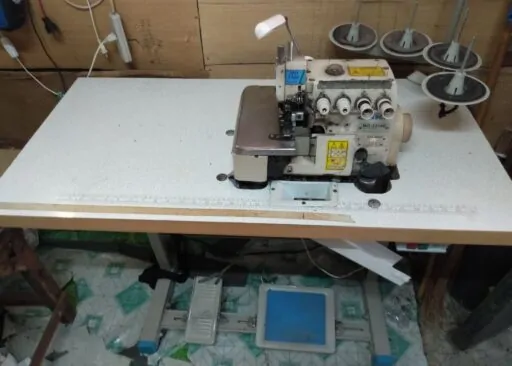 Overlock Sewing Machine