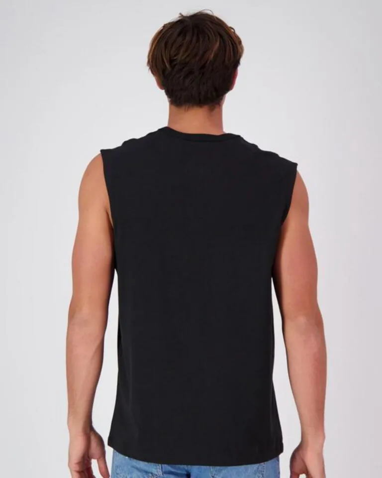 Muscle Shirt for Men: Style Guide and Fit Tips
